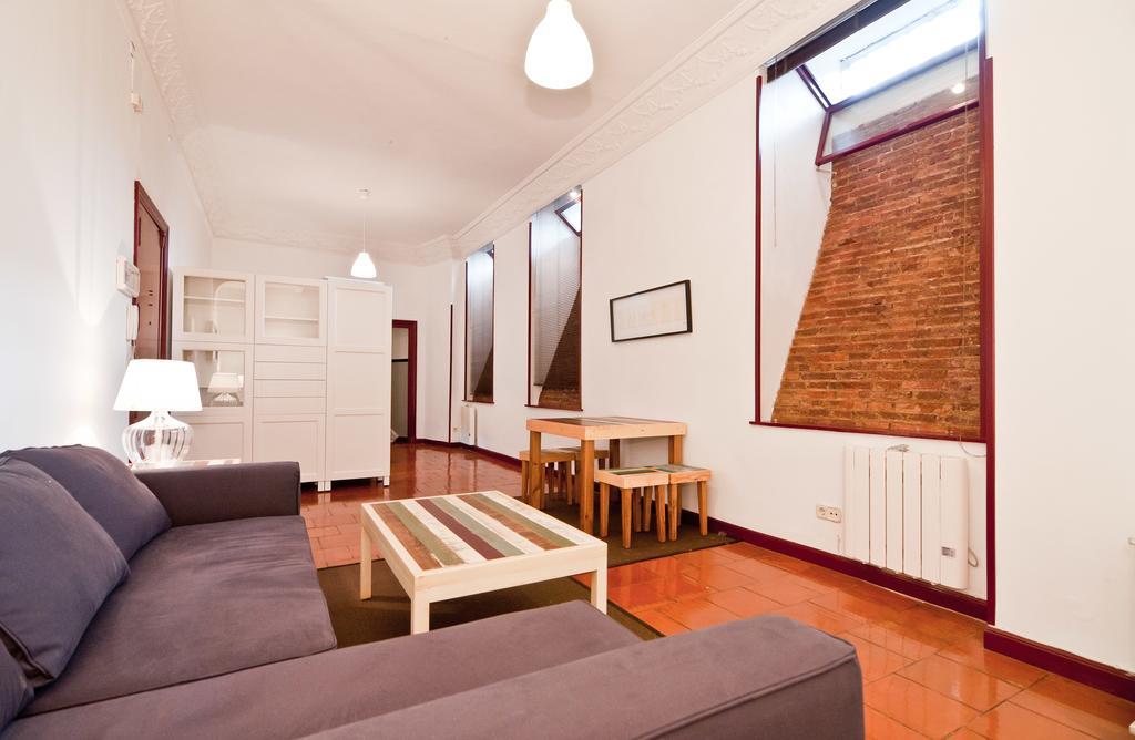Apartamentos Madrid Retiro Quarto foto