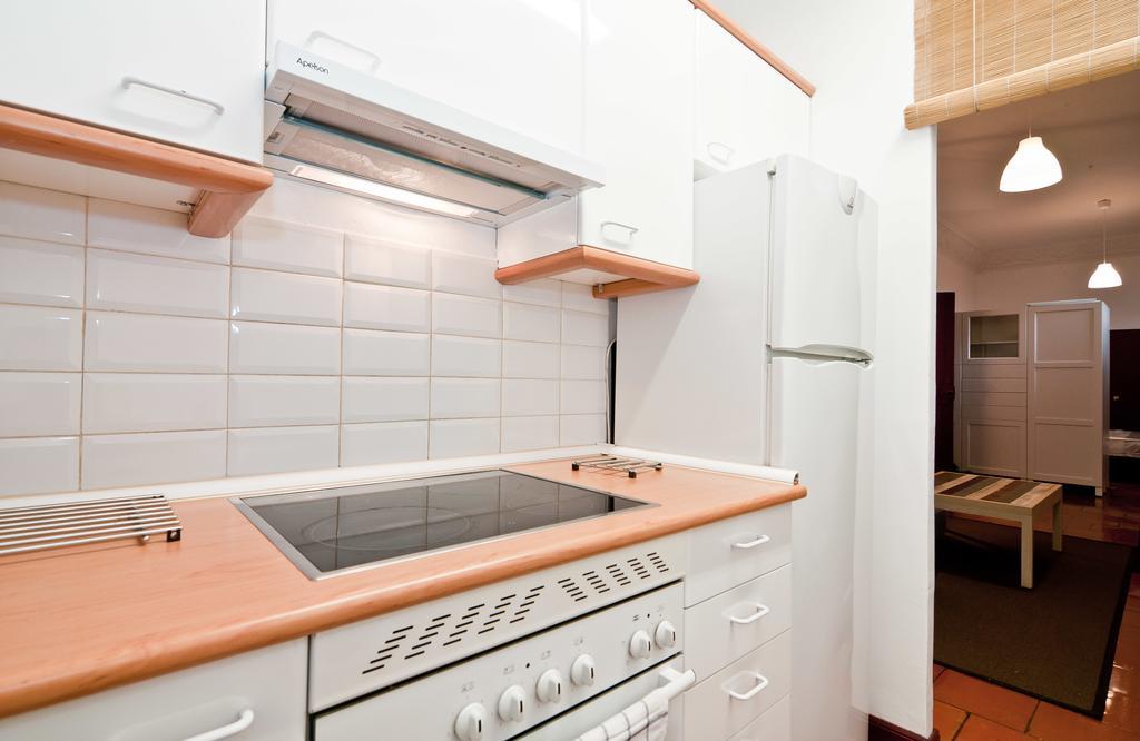 Apartamentos Madrid Retiro Quarto foto