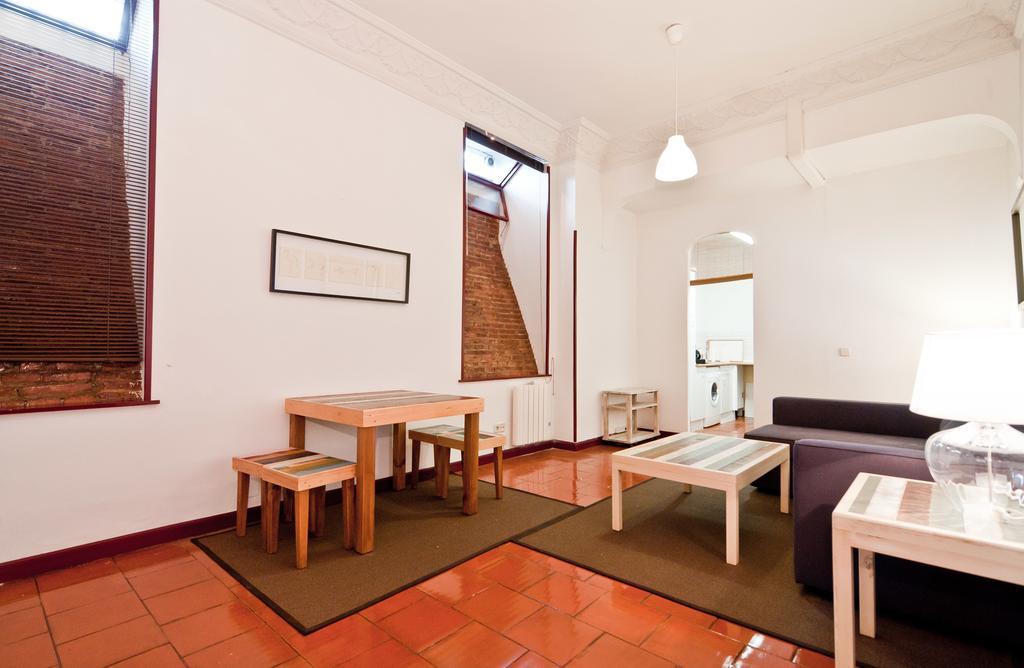 Apartamentos Madrid Retiro Quarto foto